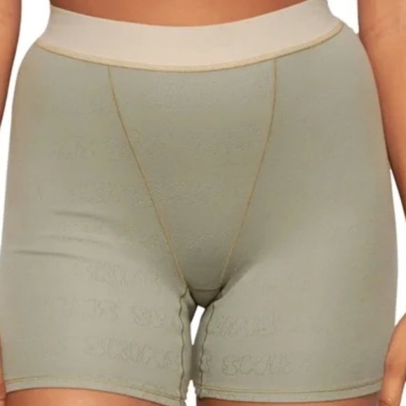 SKIMS Other - 1293. NWT SKIMS Cotton logo boxer short